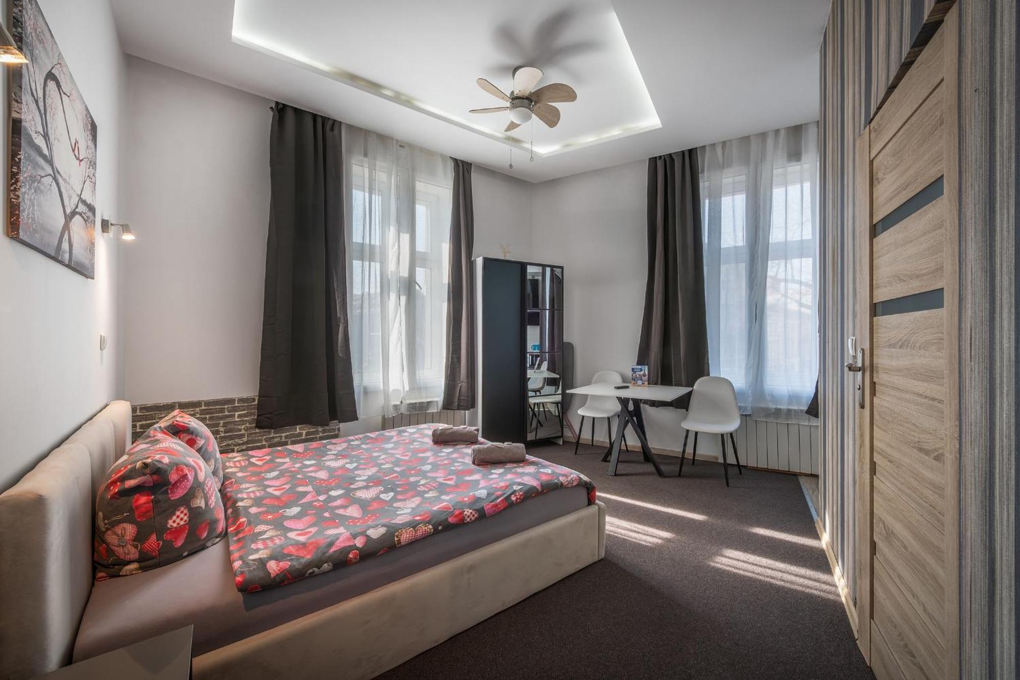 70S Business Room Krasków Exterior foto
